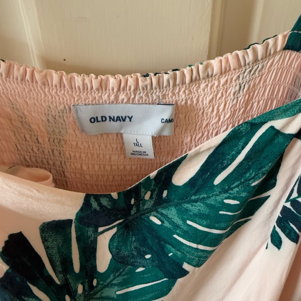 Old Navy Spaghetti Strap Dress - Picture 3 of 5